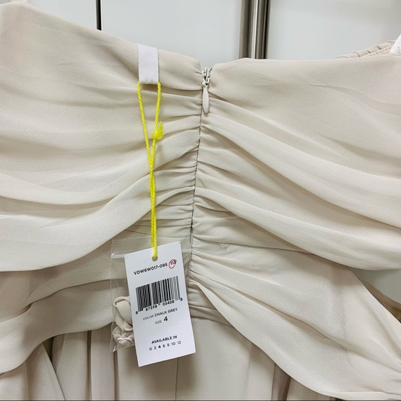 NWT BCBG Cutout Dress Size 4 Cream - Picture 11 of 15